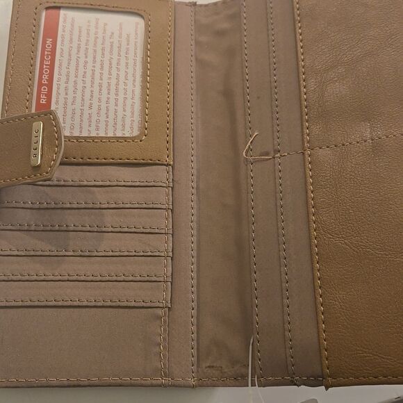 Relic Tan Women's Wallet - Picture 5 of 5